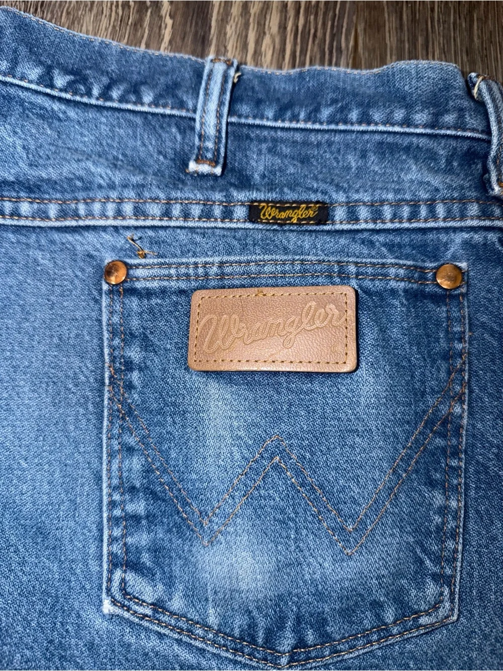 Wrangler VTG blue straight leg denim jeans Size 38x30